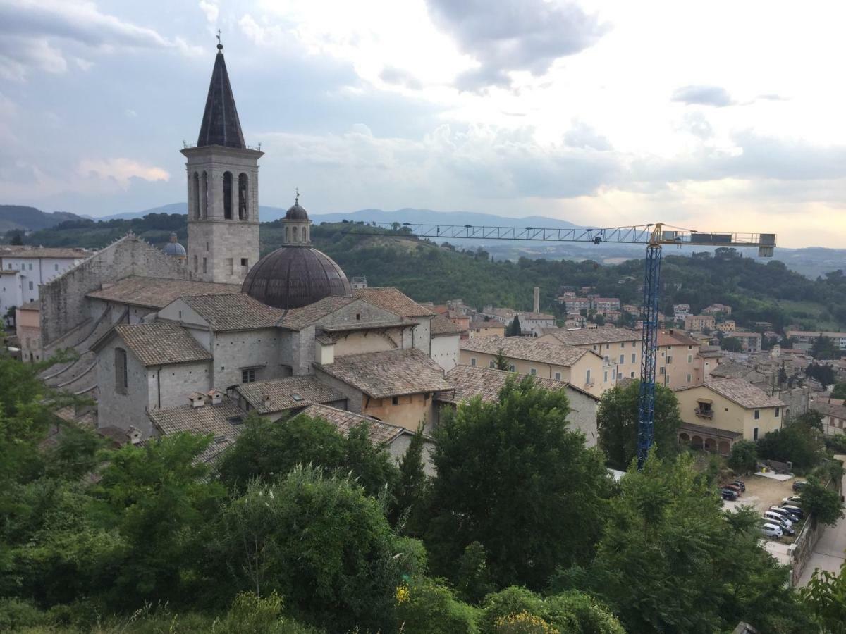 Appartamento Via G Mameli 94 Spoleto Exterior foto