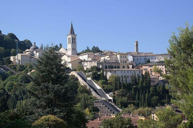 Appartamento Via G Mameli 94 Spoleto Exterior foto